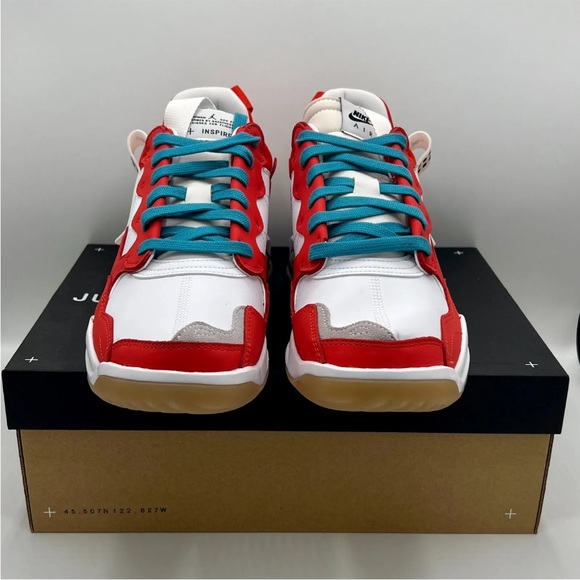 Jordan ma2 Chile red - Picture 2 of 3